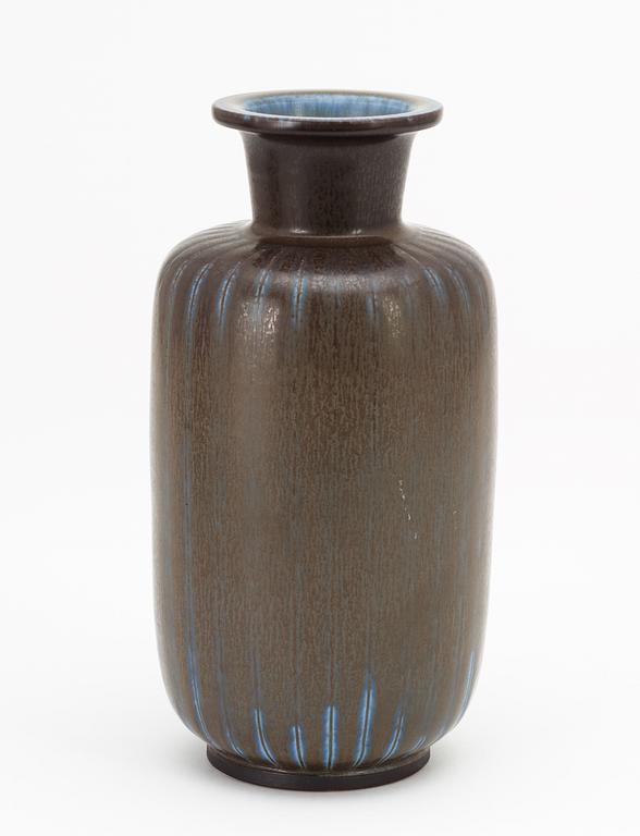A Berndt Friberg stoneware vase, Gustavsberg studio 1961.