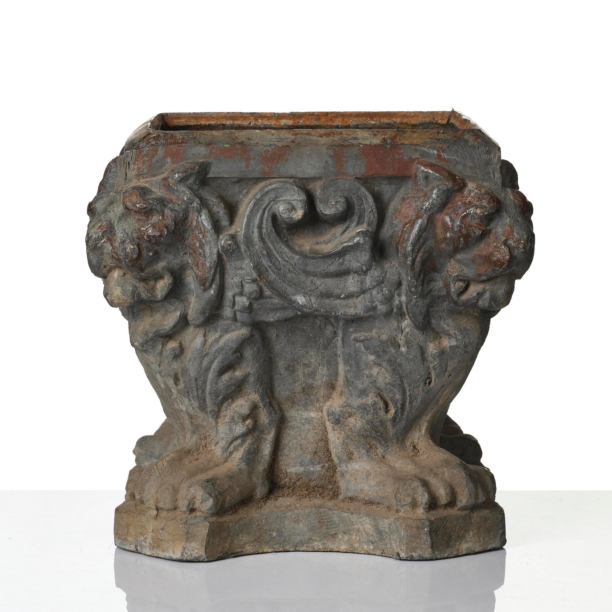 A presumably English lead planter, 19th century.