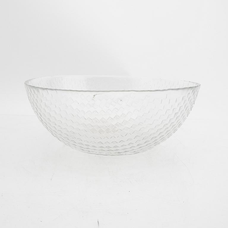 Signe Persson-Melin,  a glass bowl "Chess"  sample.