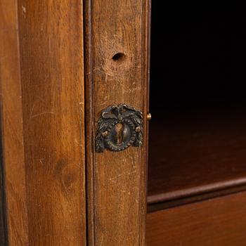 Skrivbord med uppsats, sengustaviansk stil, 1800-tal.