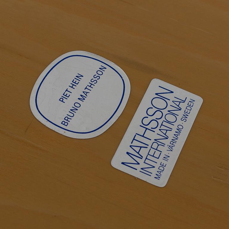 A "Superelips" table by Bruno Mathsson and Piet Hein, 20th century.