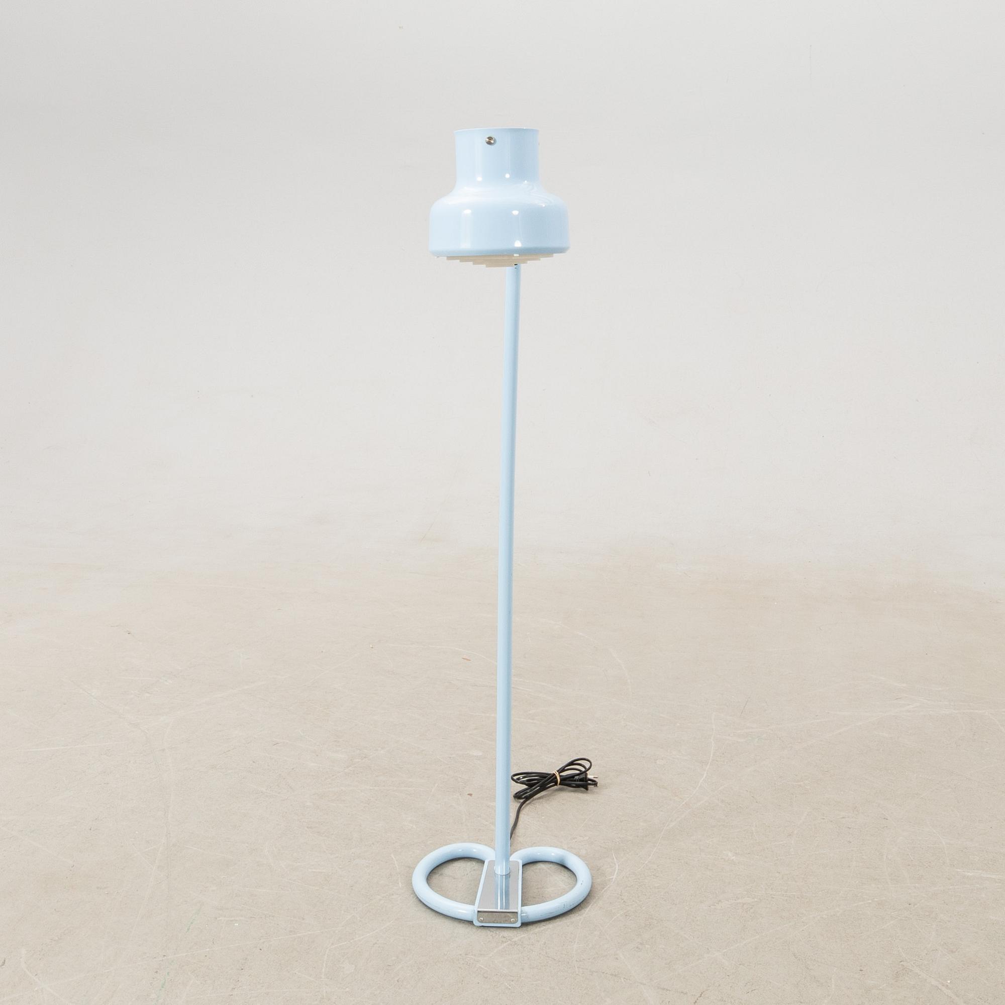 Anders Pehrson, floor lamp and a pair of wall lamps "Bumling" for Ateljé Lyktan Århus, late 20th century.