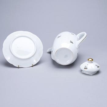 KAFFESERVIS, 23 delar, "Kurki", porslin, Arabia 1930-1940-tal.