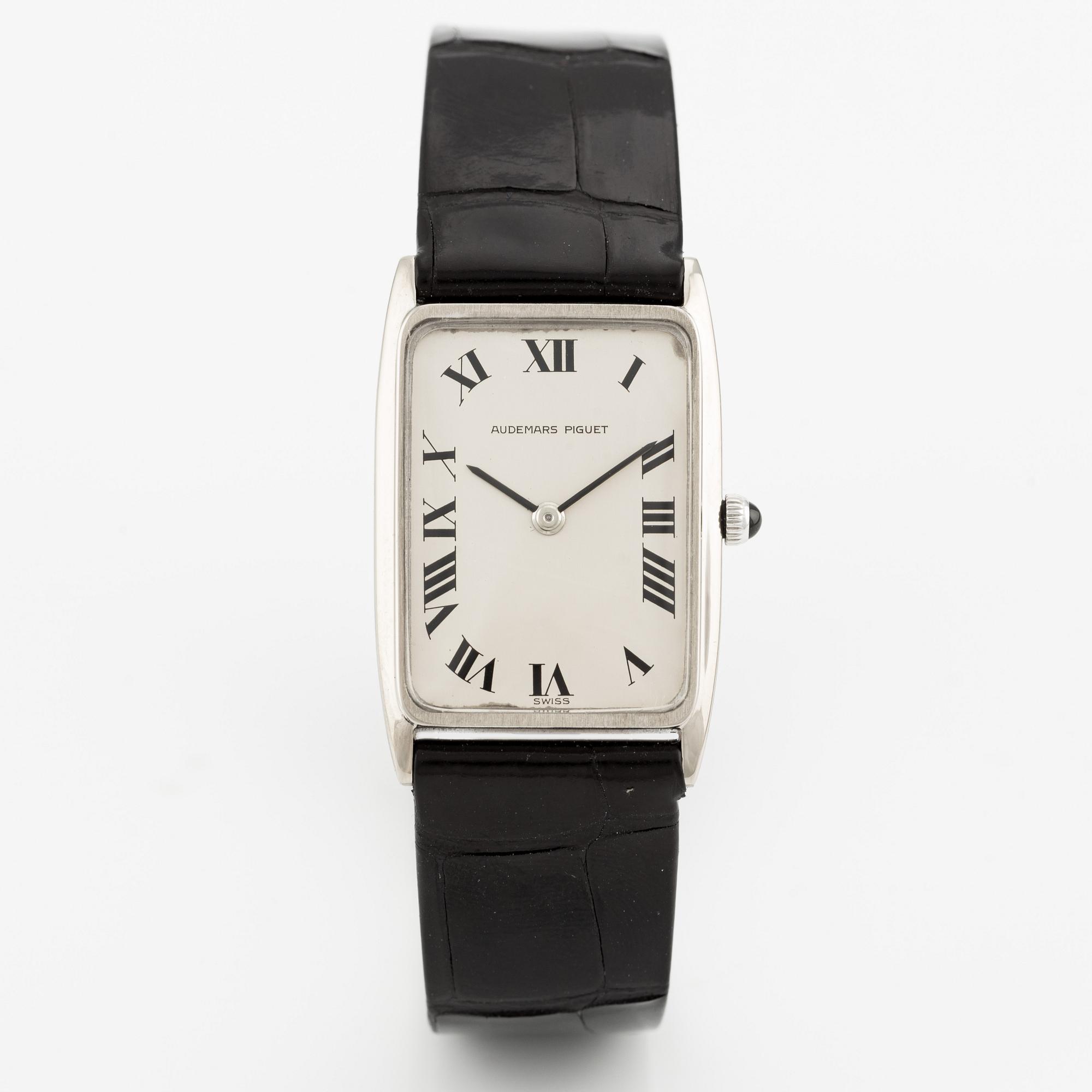 Audemars Piquet, wristwatch, 23 x 27 (34) mm.