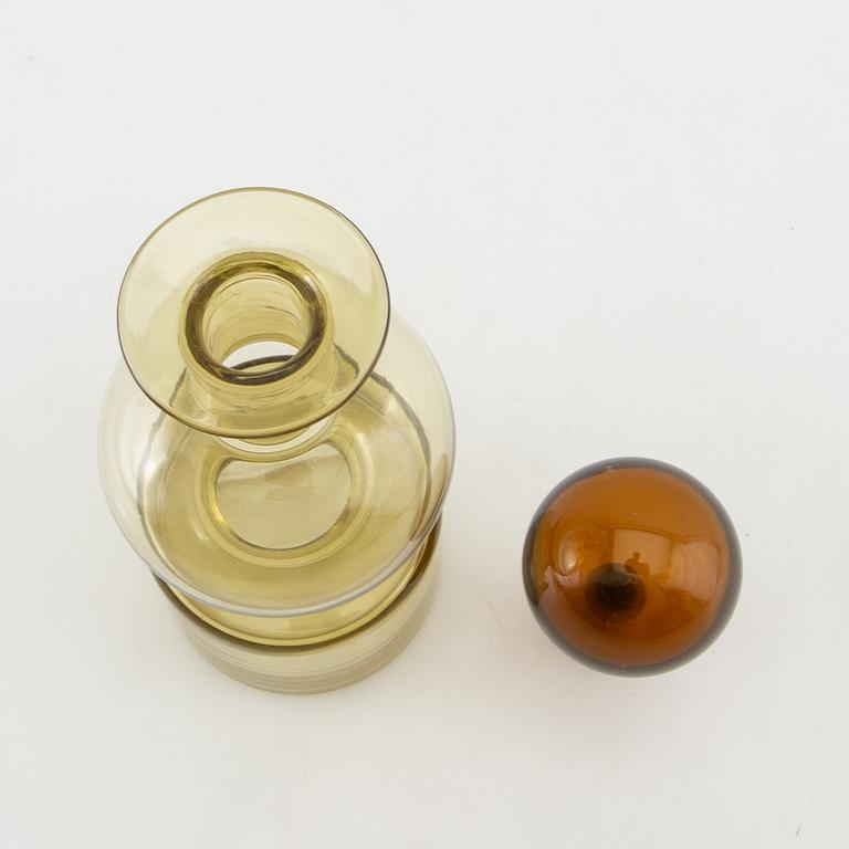 Kaj Franck, decanter with stopper Nuutajärvi/Notsjö Finland dated 62.