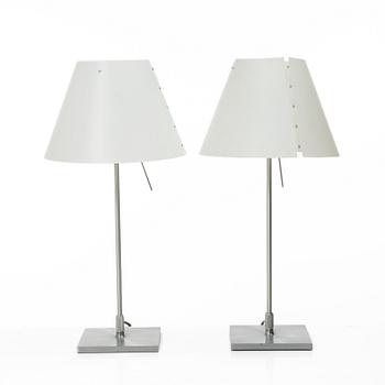 Paolo Rizzatto, bordslampor, ett par, "Costanza", Luceplan, Italien.