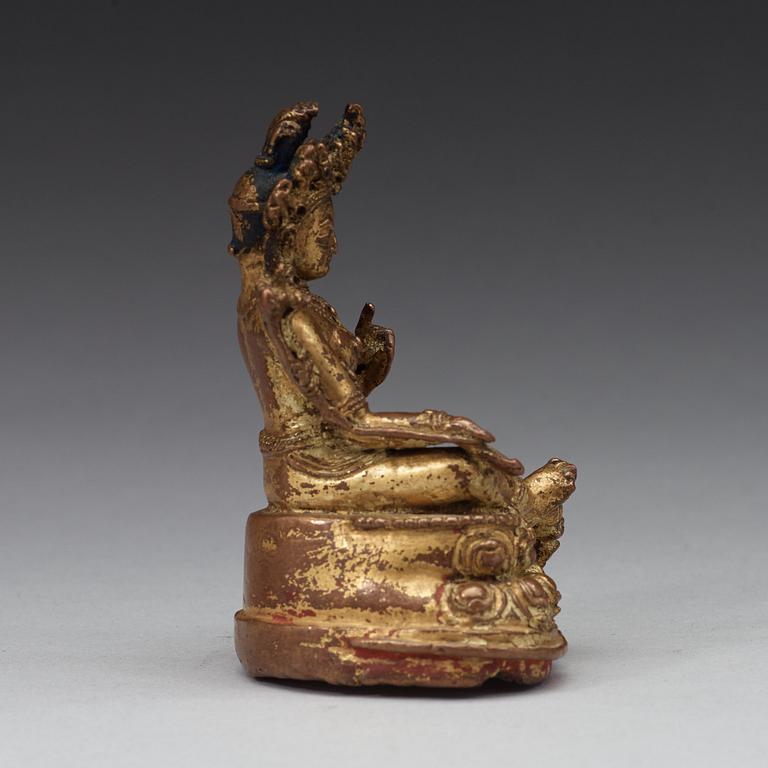 GRÖN TARA, förgylld kopparlegering. Tibet, 1500-tal eller tidigare.