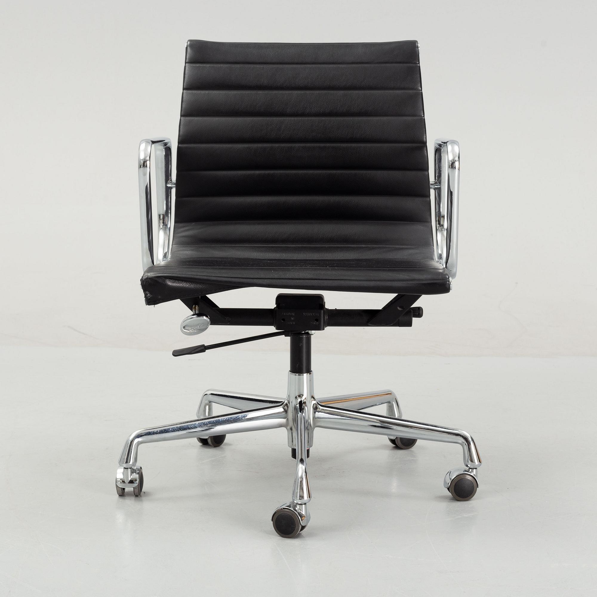 Charles and Ray Eames, an 'EA 117' office chair for Vitra.