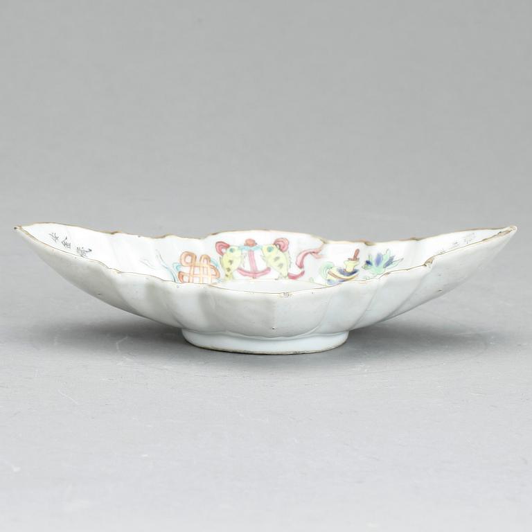 FAT, porslin, Kina, 1800-tal.