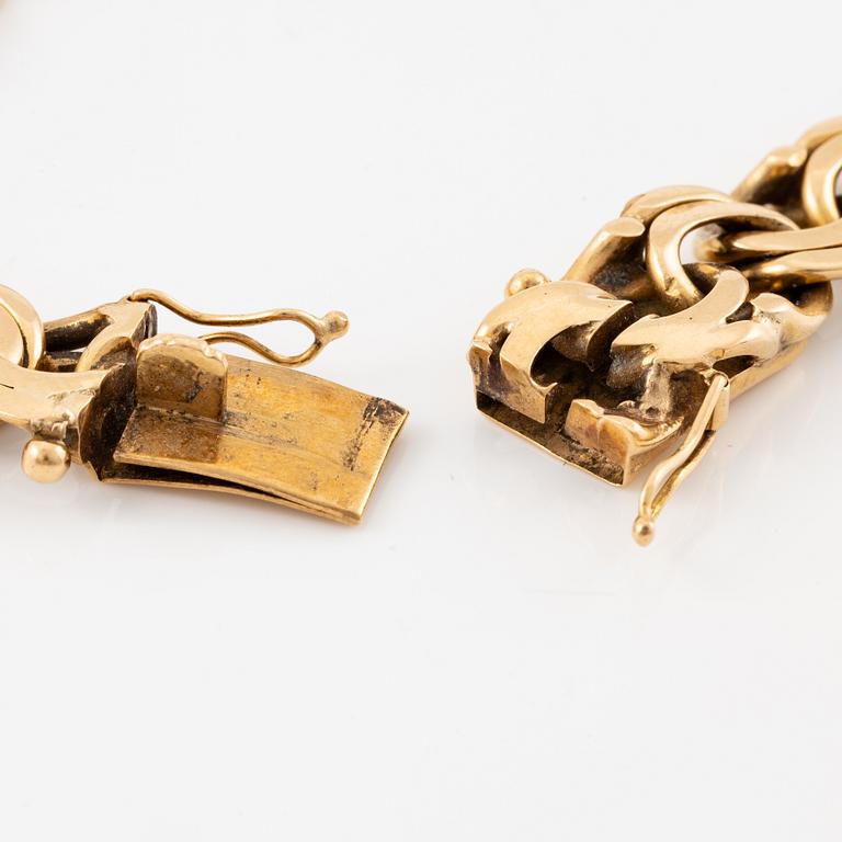 Arm bracelet, 18K gold, bismarck link.