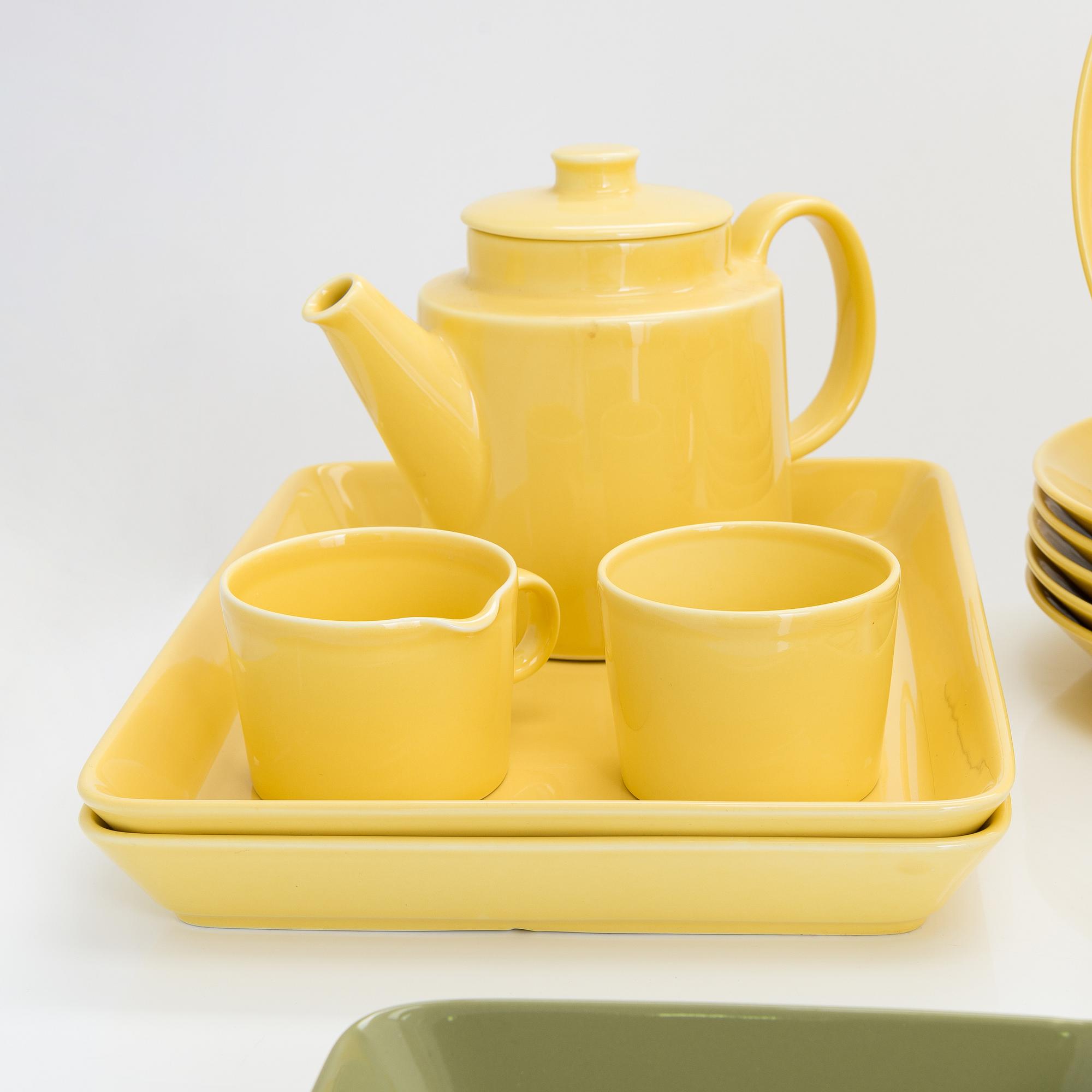 Kaj Franck, servis, 35 delar, "Teema". Märkta Iittala Teema Arabia Finland.