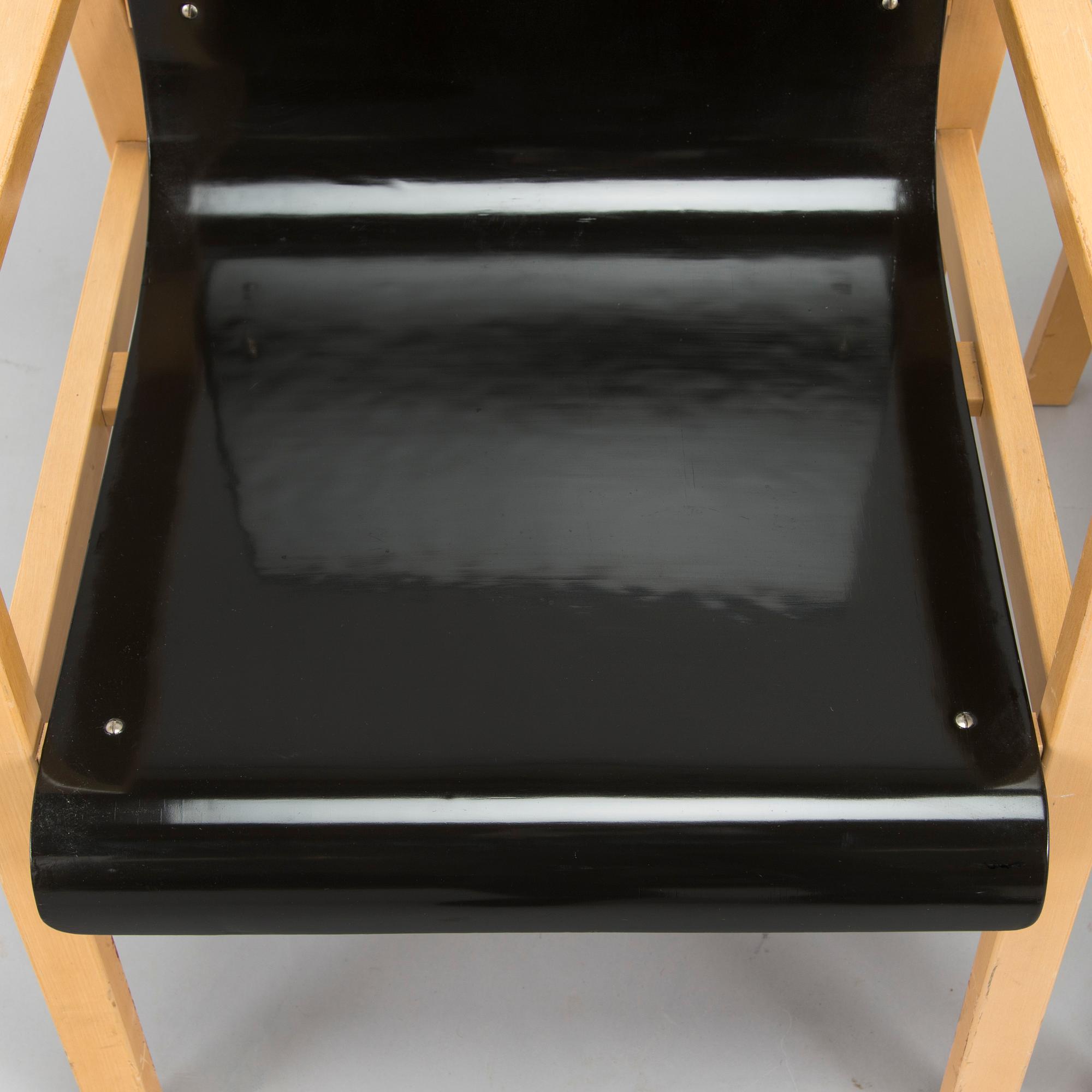 lvar Aalto, a pair of '403' armchairs for Artek.