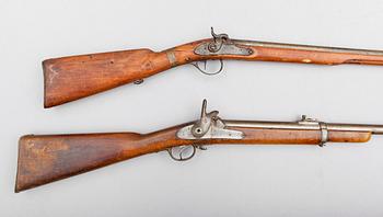 GEVÄR, 2 st, slaglås, 1800-tal.