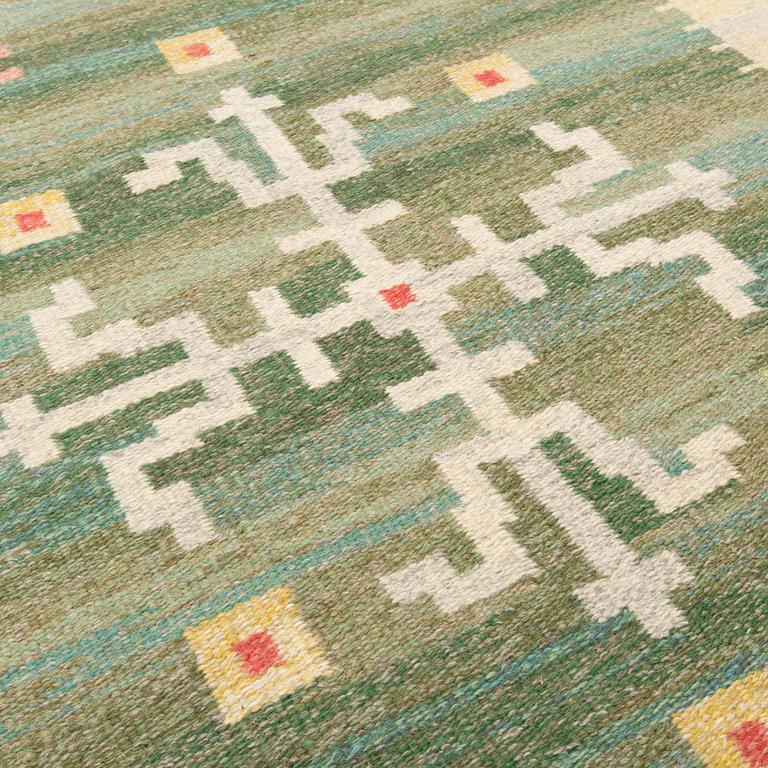 A CARPET, flat weave, ca 262,5 x 177 cm, signed CD (Carl Dangel).