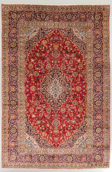 An old Keshan carpet ca 390 x 250 cm.