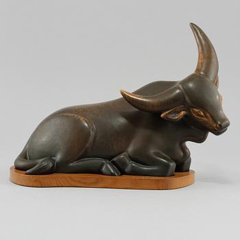 FIGURIN, stengods, Gunnar Nylund, numrerad 62/200, Rörstrand, 1900-talets andra hälft.