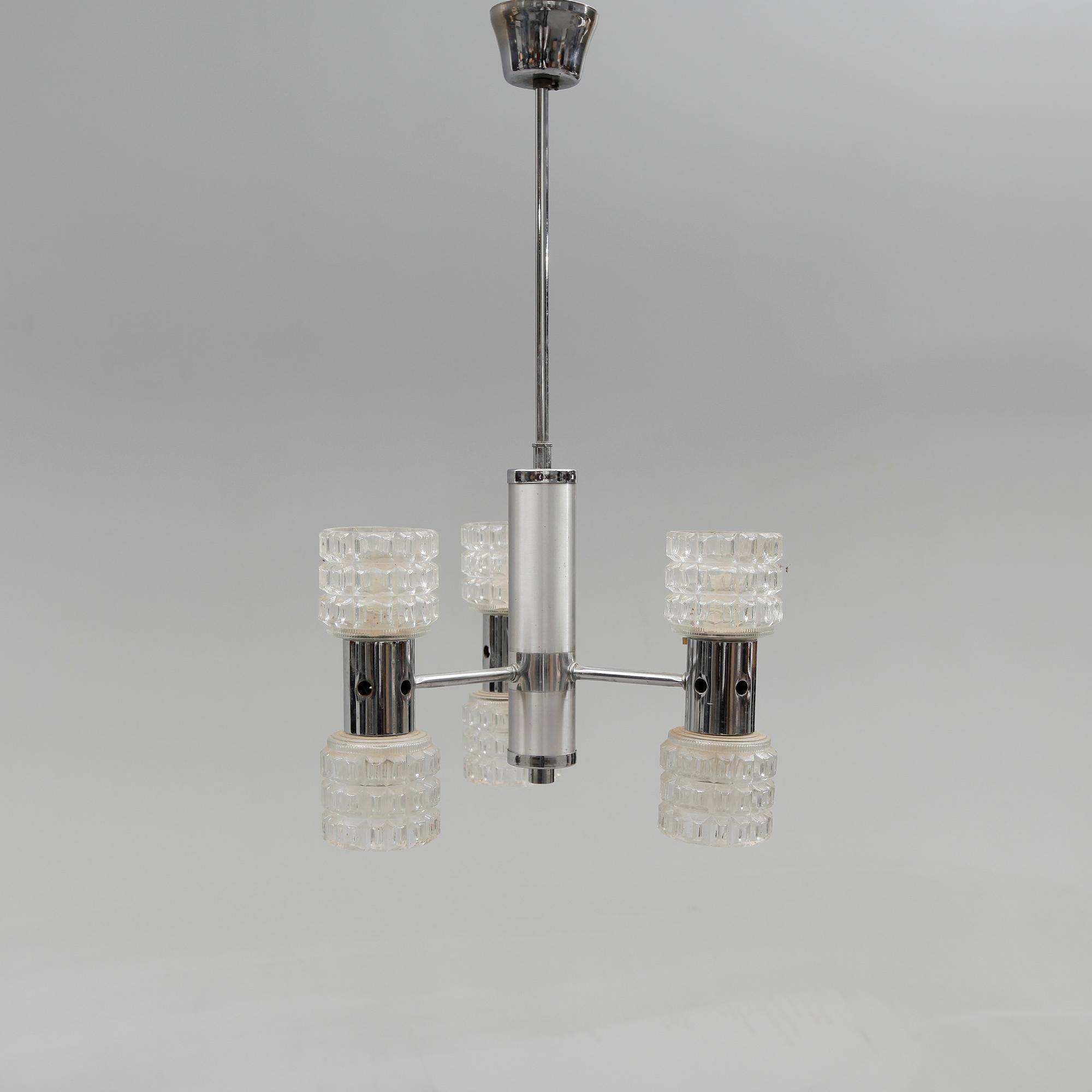 TAKLAMPA, 1900-talets mitt. Ca 60 cm.