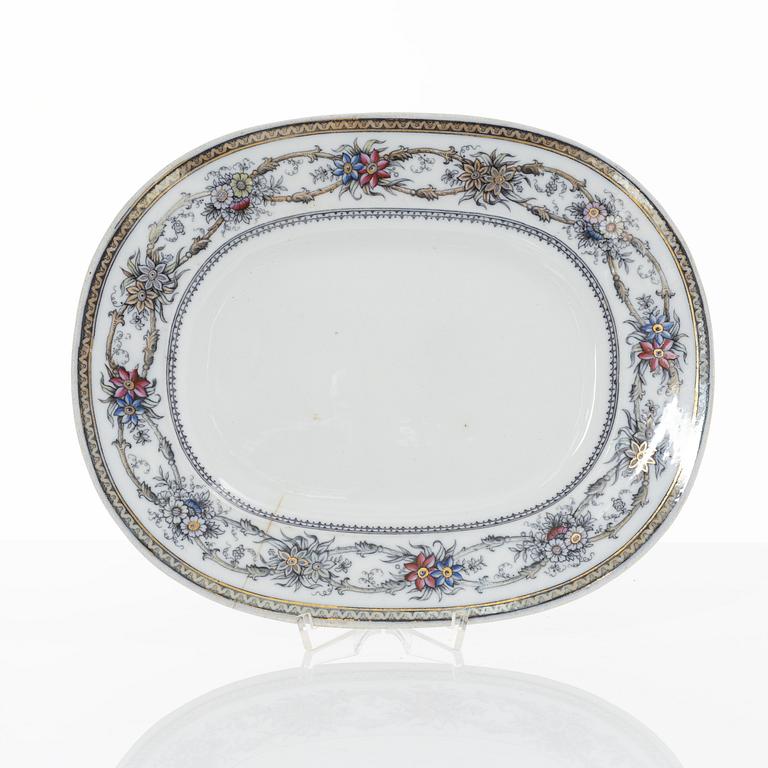 Dinner service, 100 pieces, creamware, "Iris", Rörstrand, second half of the 20th Century.
