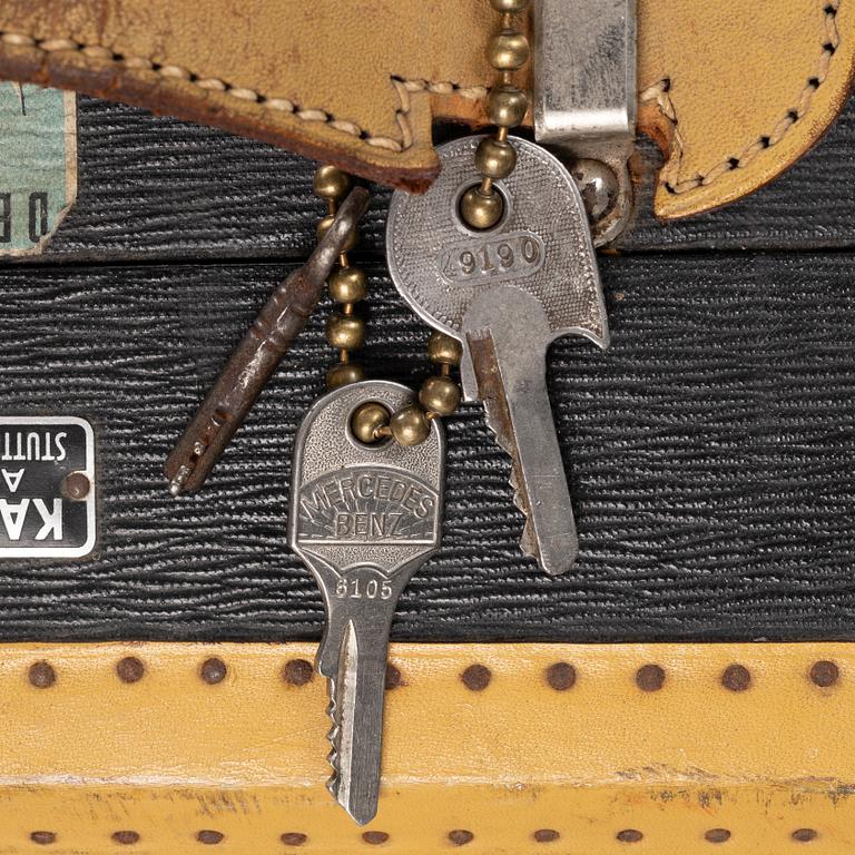 A set of four suitcases, Karl Baisch Autokofferfabrik Stuttgart, Germany, 1930's/1940's.