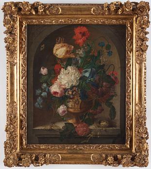 DUTCH SCHOOL, around 1700. Still life with flowers, a bird nest and insects.