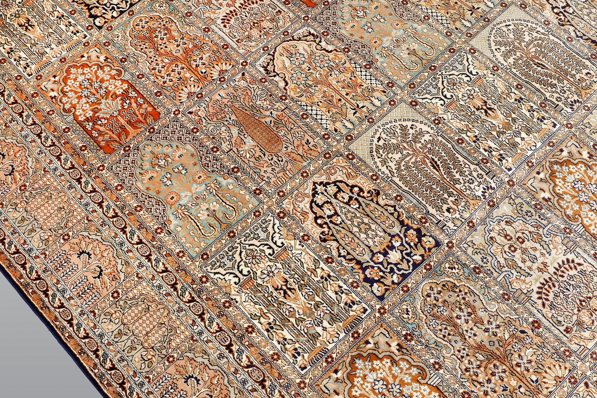 A carpet, Silk Kashmir, sk 24X24 297 x 186 cm.