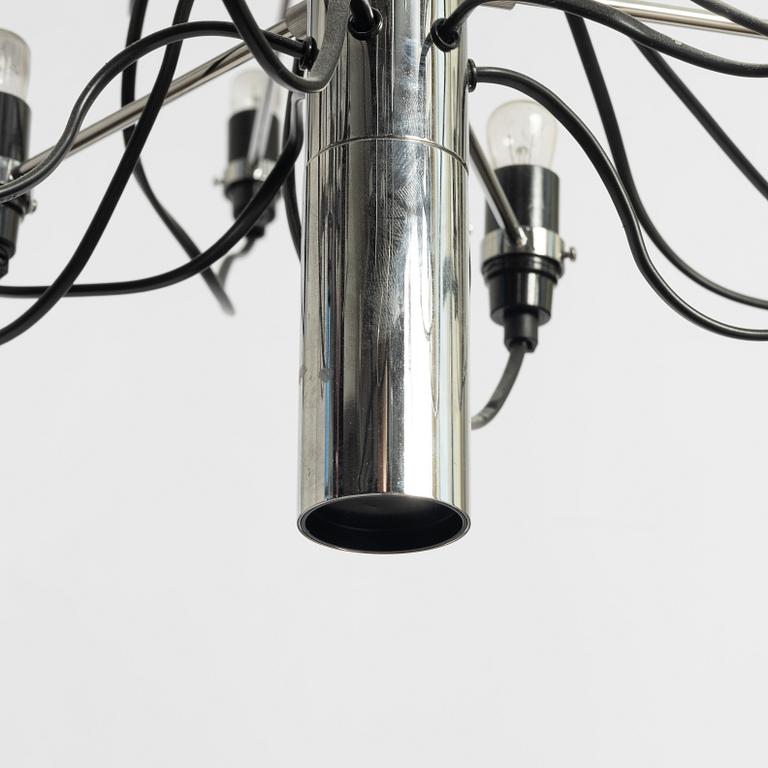 Gino Sarfatti, a model 2097/30 chandelier, Flos, Italy.