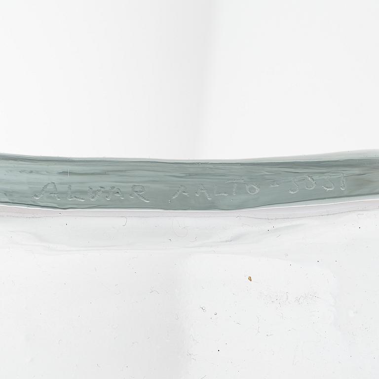 Alvar Aalto,  maljakko, malli 3031, signeerattu Alvar Aalto 3031.