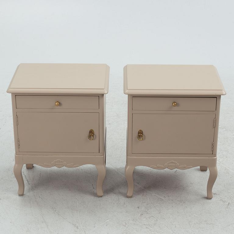 A pair of bedside tables, first half of the 20th Century.