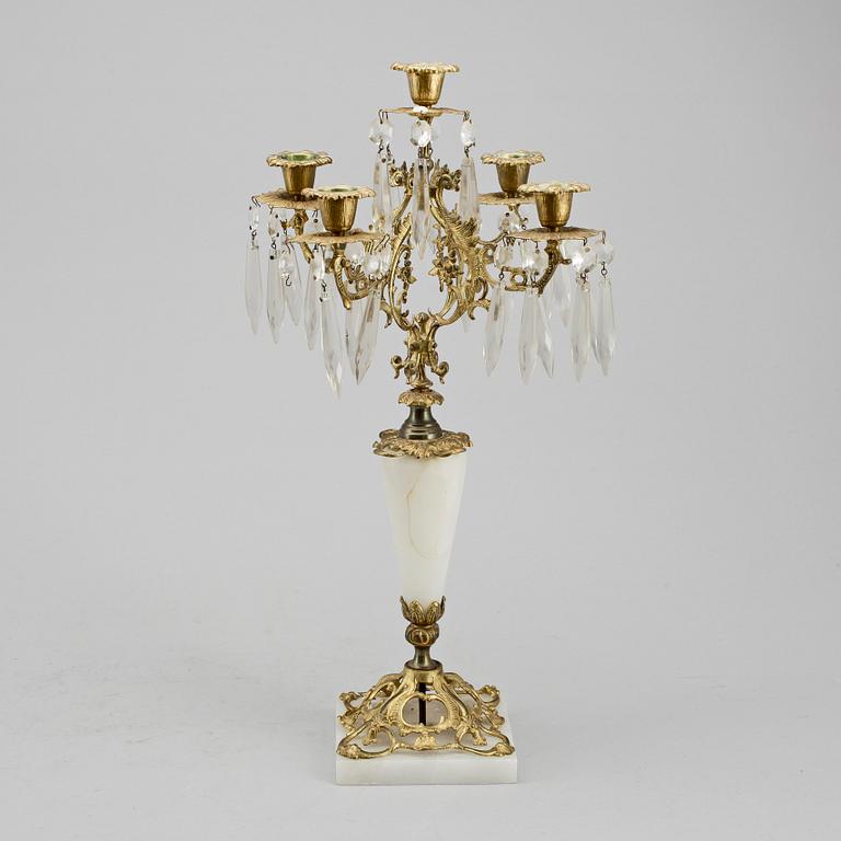 KANDELABER, Oscariansk, alabaster samt metall, 1800-talets senare hälft.
