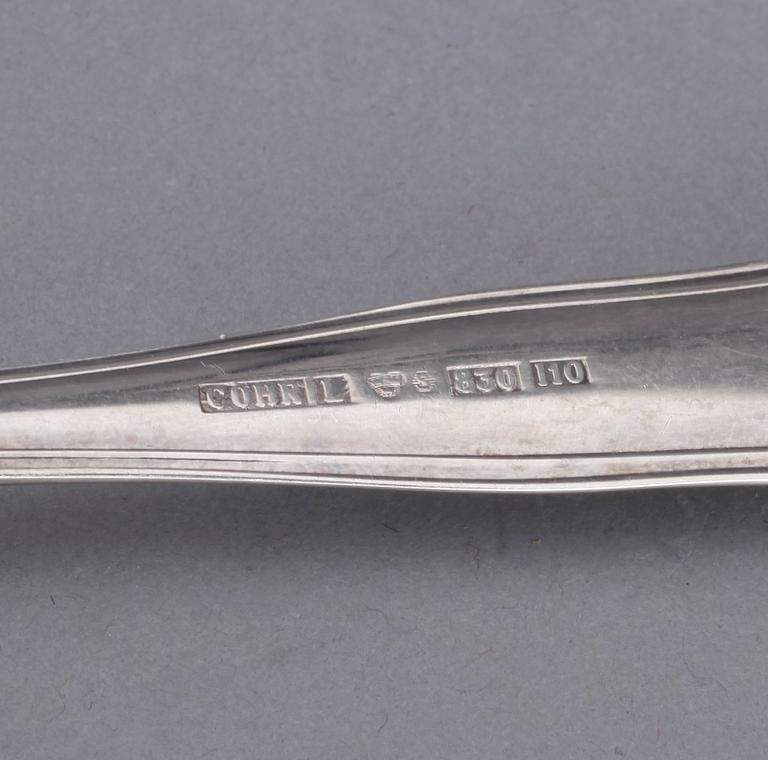 SILVERBESTICK, 90 delar, Sachsisk modell, Cohr och Mema, 1980-/90-tal. Total vikt exkl knivar med stålblad ca 1838 gram.