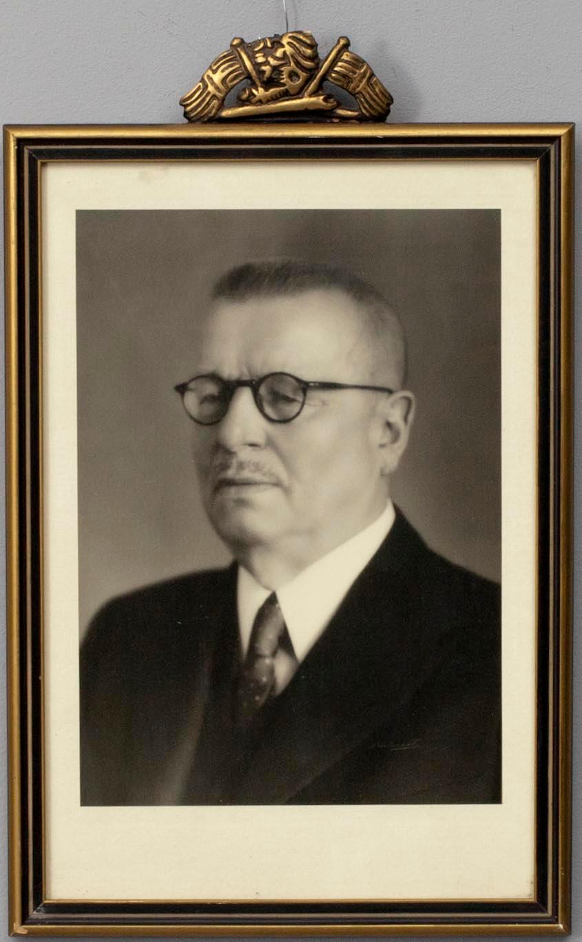 FOTOGRAFIER, 6 st, Finlands Presidenter 1919-1956,  sign. bl. a. Ateljé Apollo, Ateljé Tenhovaara.