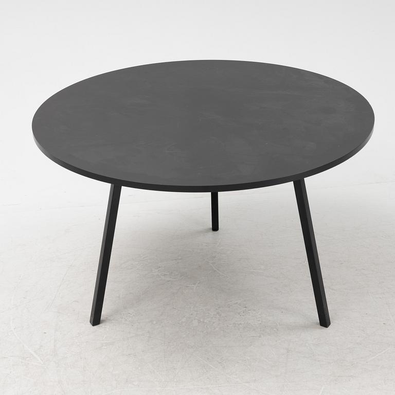 Leif Jørgensen, a 'Loop Stand Round' dining table from HAY, Denmark.