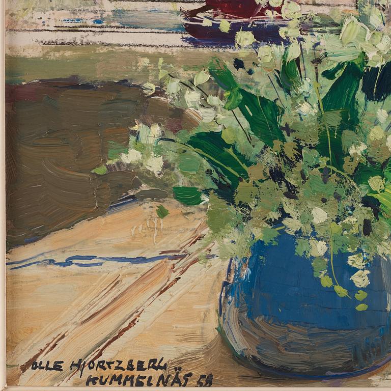 Olle Hjortzberg, Flowers on the window sill.