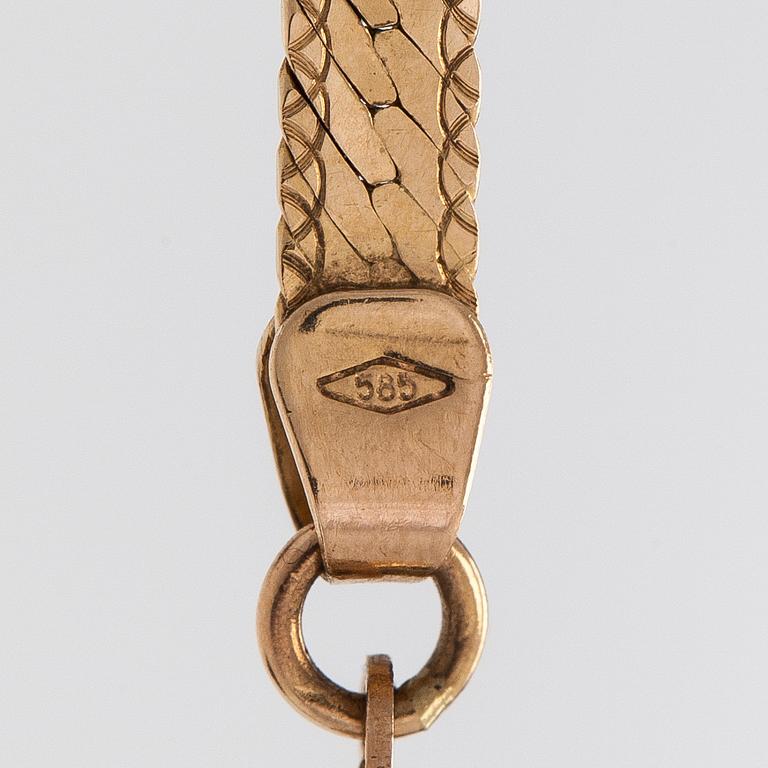 Necklace, 14K gold.