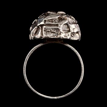 RING, sterlingsilver, Bengt Hallberg, Köping, 1971. Vikt 9 g.