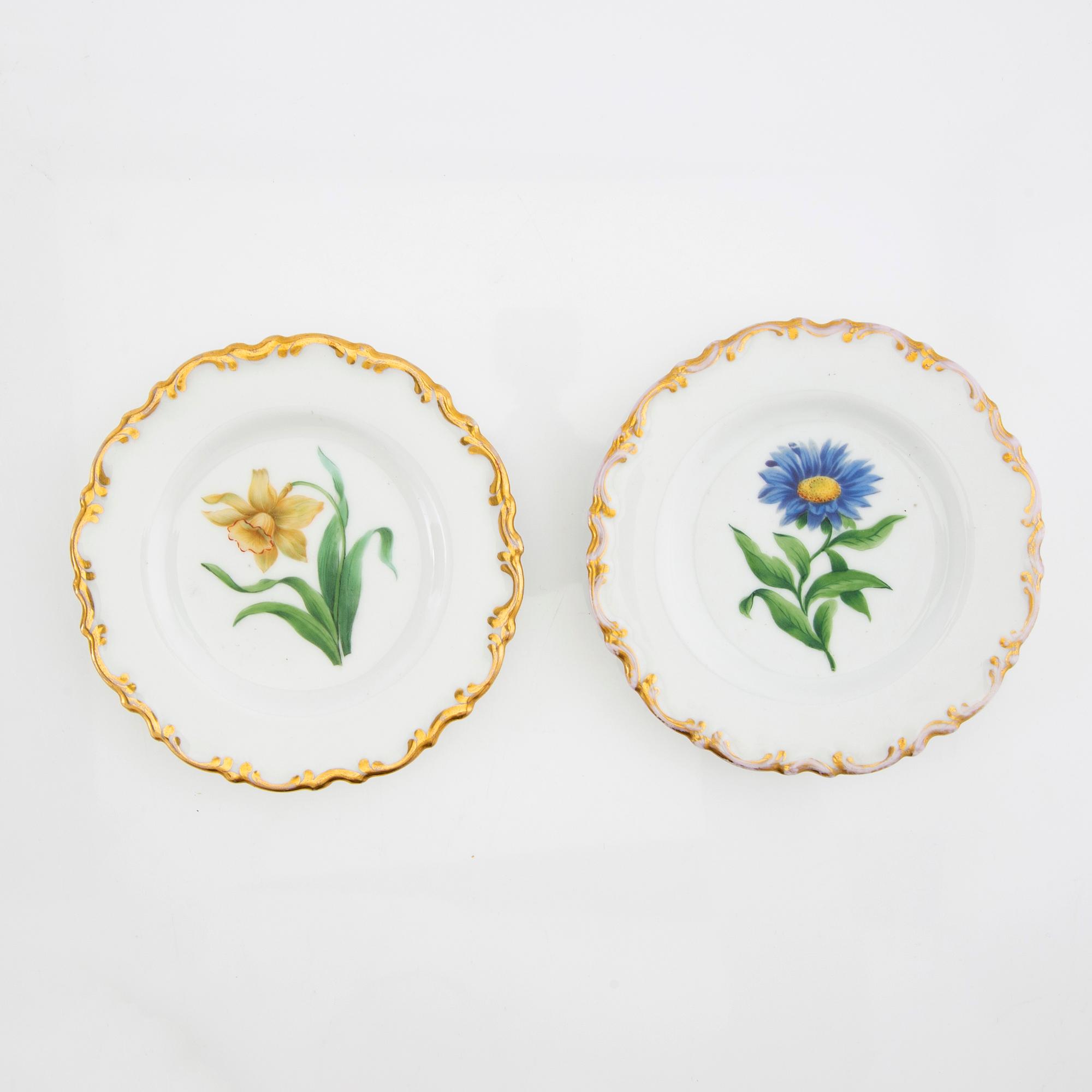 Side plates 30+11 pcs 19th century second half, porcelain.
