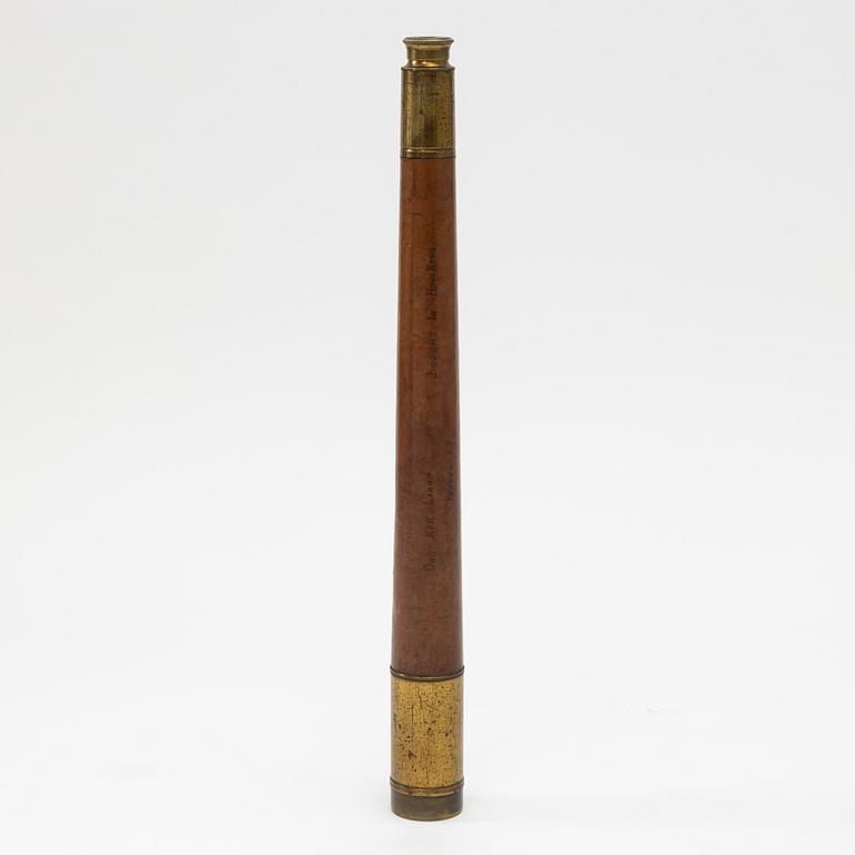A telescope by Dobbie McInnes Ltd, Glasgow, second part of the 19th century.