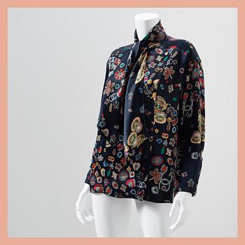 BLUS, Chanel.