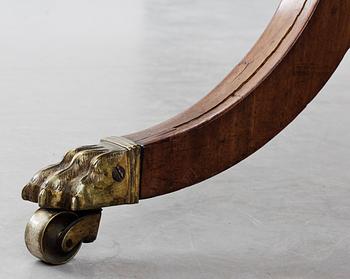 SALONGSBORD, empire, 1800-talets första hälft.