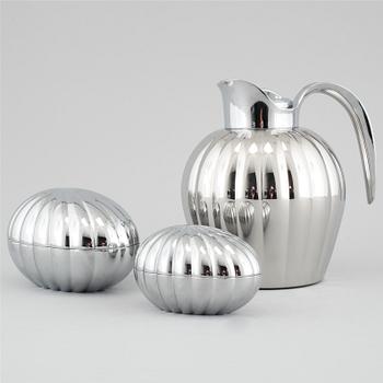TERMOSKANNA samt PÅSKÄGG, 2 st, rostfritt stål, delvis Sigvard Bernadotte, Georg Jensen, 2000-tal.