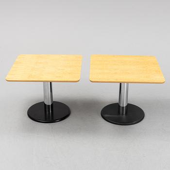 A pair of coffee tables from Lammhults, 1990's.