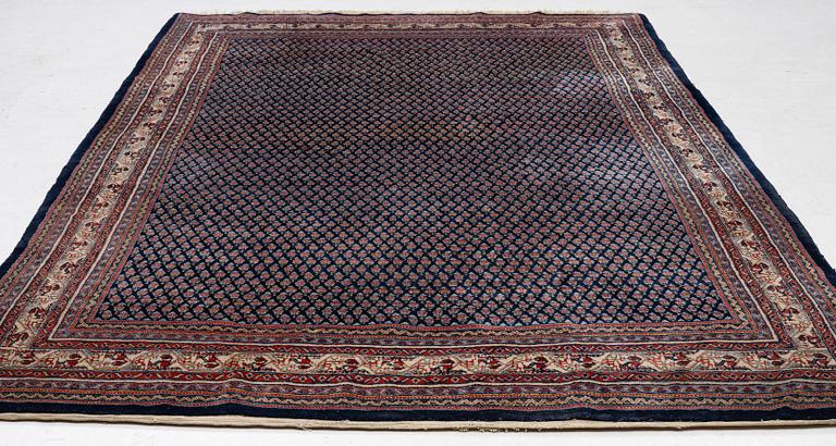 Matta, Sarouk, ca 301 x 205 cm.