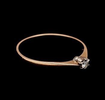 RINGAR, 2st, 14k guld med diamanter ca0,04ct och safirer tot ca0,30ct. Tot vikt 3,5g.
