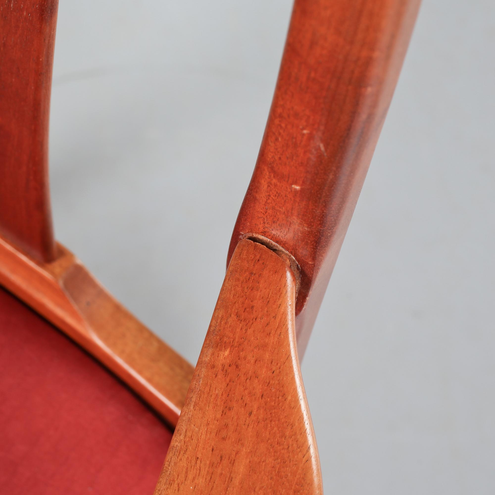 KARMSTOLAR, ett par, "Ambassadör", Carl Malmsten, Rydéns Interiör, tillverkade 1985.