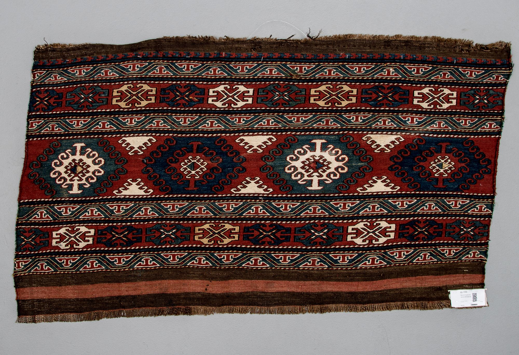 MATTA / TEXTIL, Soumak Nordvästra Iran, 1800-talets slut. Ca 120x70 cm.