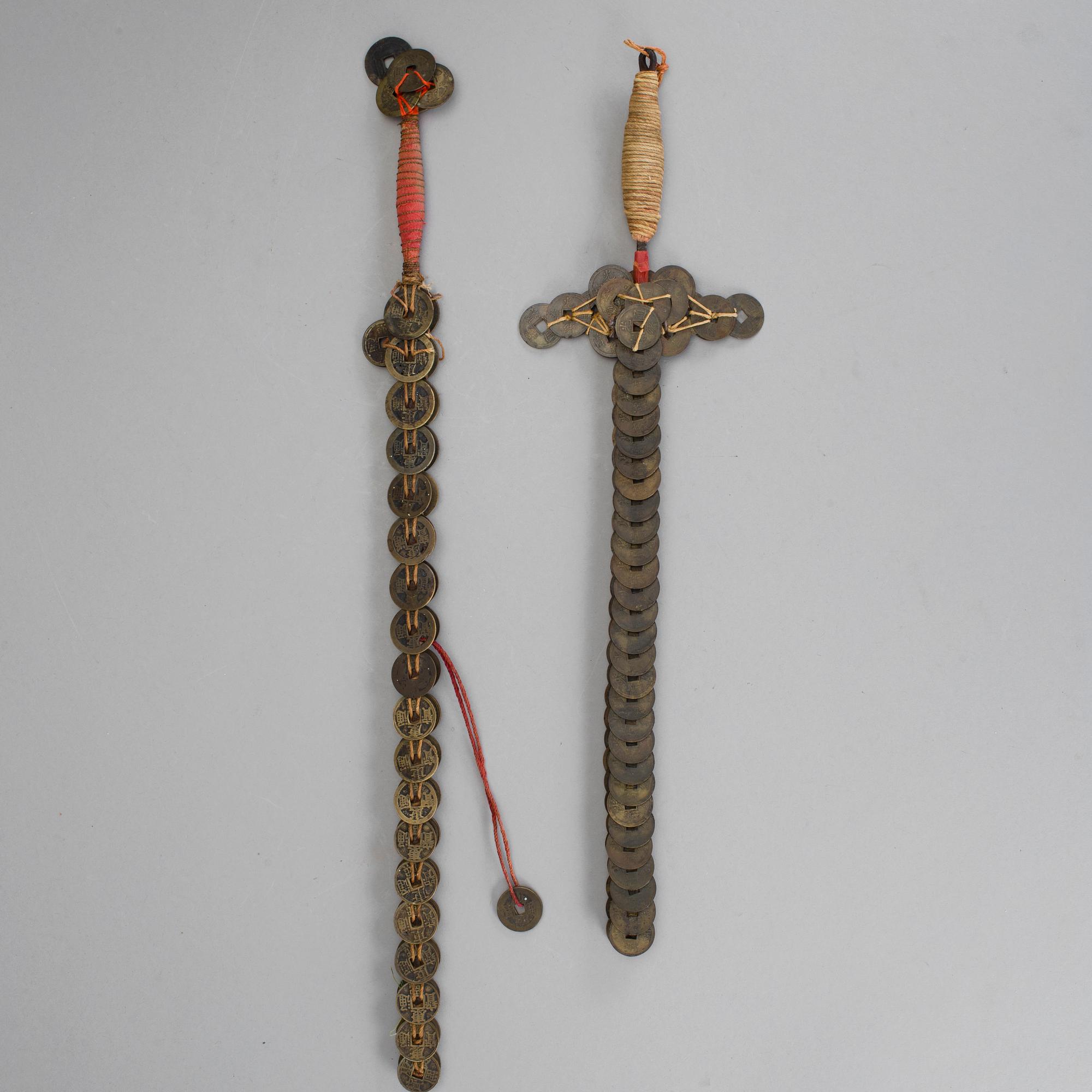 MYNTSVÄRD, 2 st, Kina, 1900-tal.