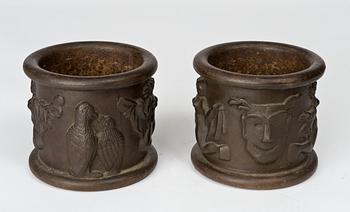 A pair of Anna Petrus cast iron jardinières, Näfveqvarns Bruk.