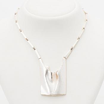 A BJÖRN WECKSTRÖM NECKLACE, "January", silver. Lapponia 1994.