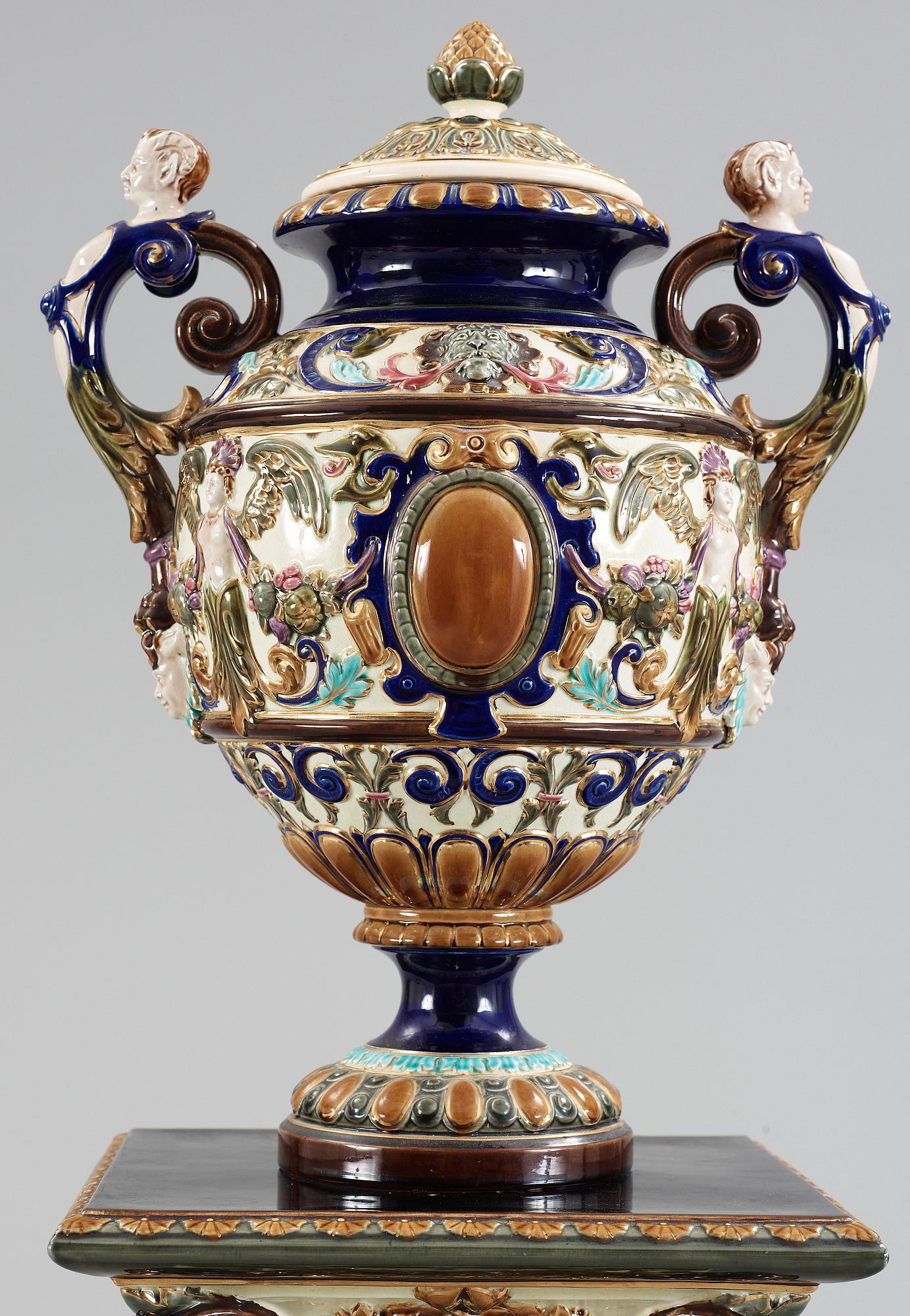 PIEDESTAL, majolika, Rörstrand, 1895.