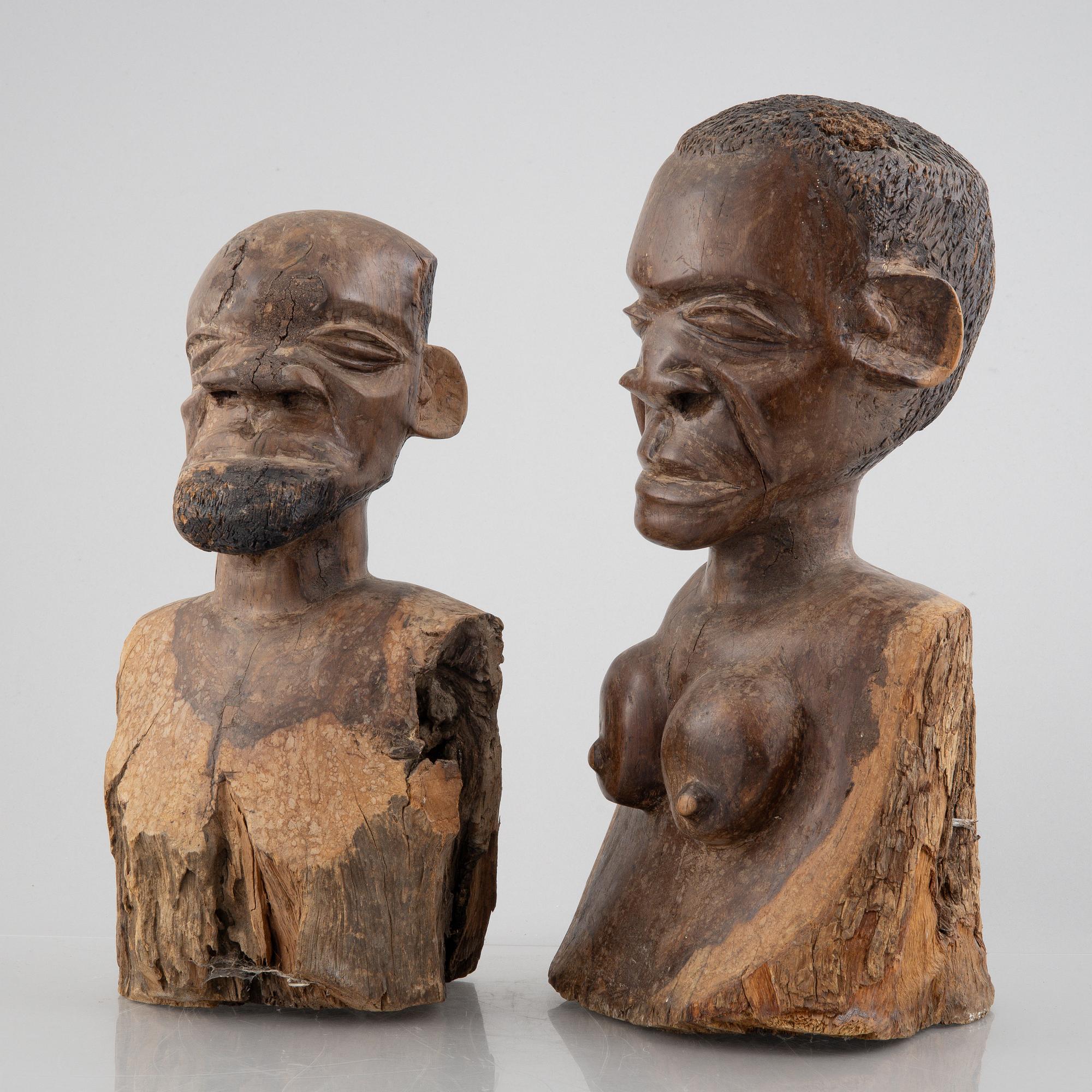 A pair of sculptures., 20th century.